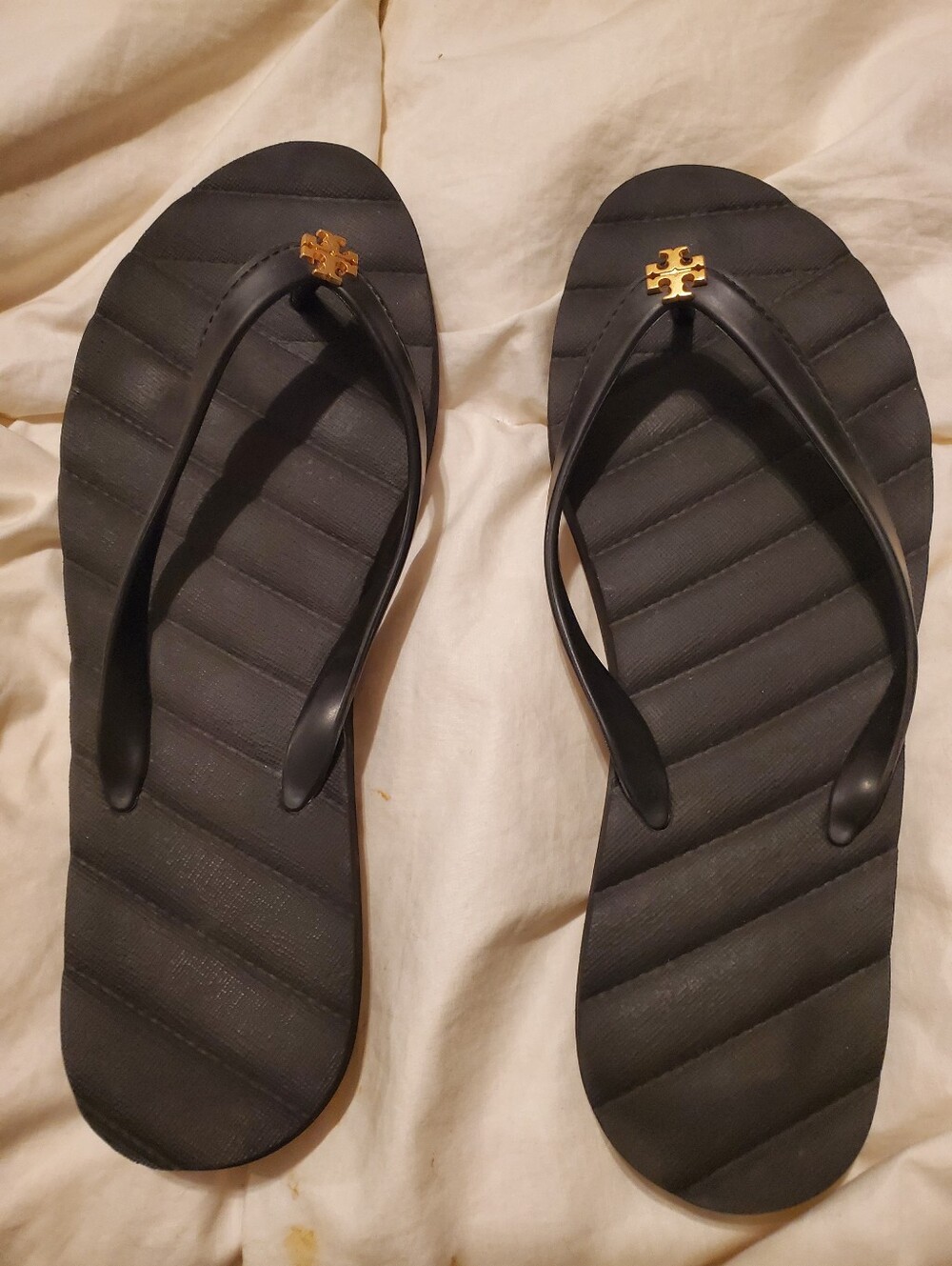 Tory Burch Black Flip Flop Sandals with Logo Charm - Picture 8 of 13